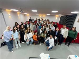 Kısa Film Yapmak: Mavi Tavşan Kısa Filmi Gösterimi ve Söyleşi Etkinliği Gerçekleşti
